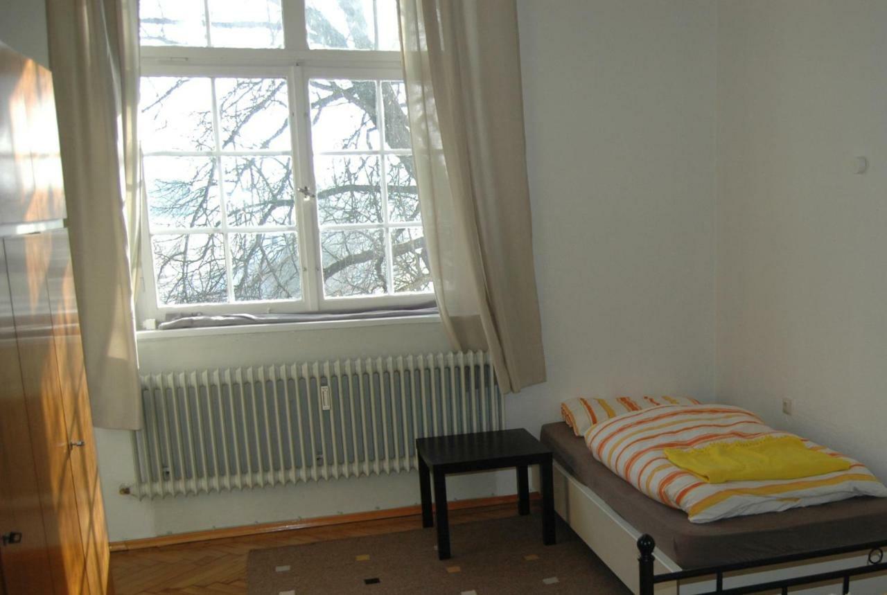 Apartamento Altes Schulhaus Argenbuhl Exterior foto